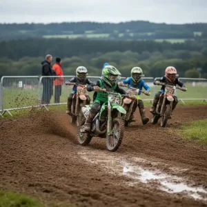 kids-motocross-racing-uk-track