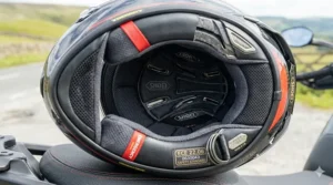 Diagram of multi-point ventilation channels and EPS liner for cooling on long summer tours in Britain.