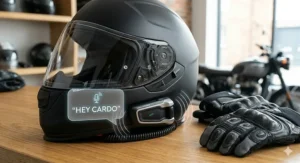 Graphic depicting a rider using "Hey Cardo" voice commands through their helmet's built-in microphone.