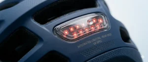 Icon series detailing Bluetooth connectivity and voice command features.