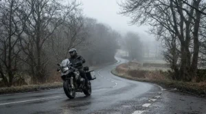 Riding through rural fog with a pinlock insert for winter riding fitted to the helmet visor